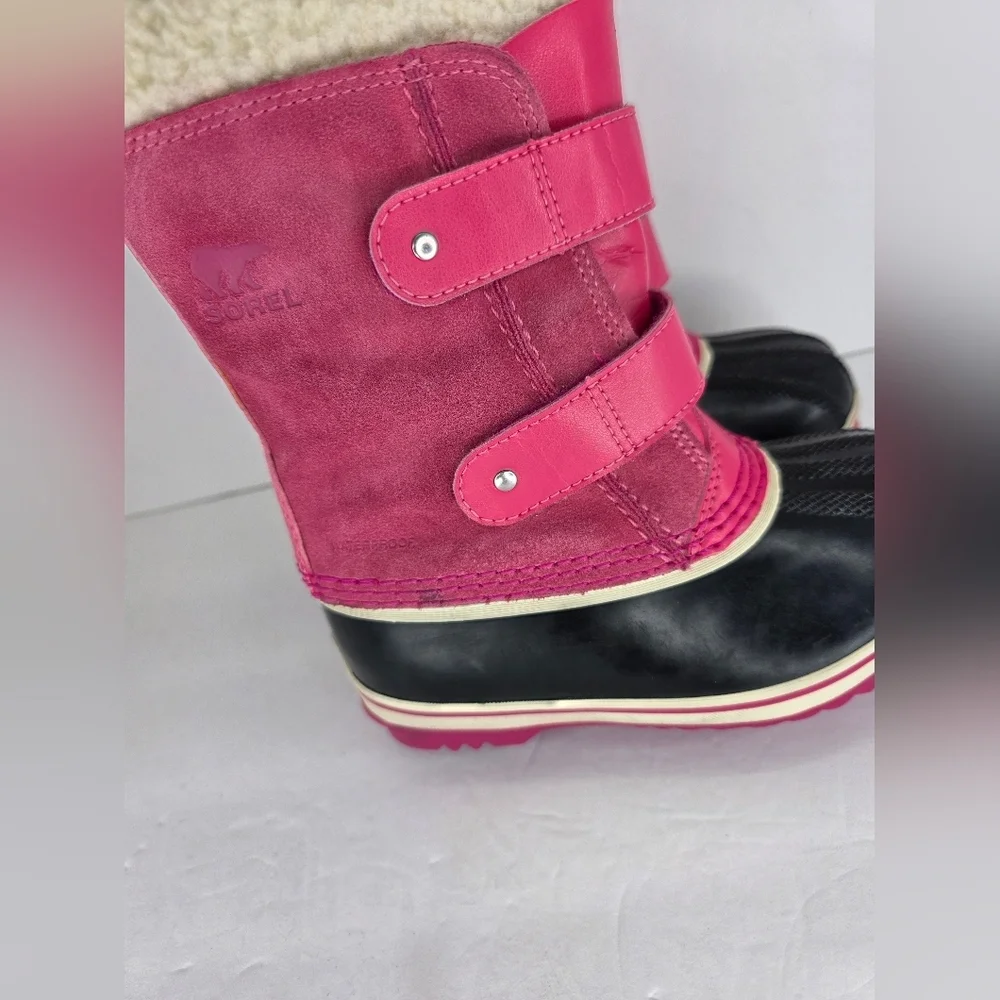 Sorel 1964 Pac Strap Boot Waterproof Suede Patent Winter Boots Childrens Size 12